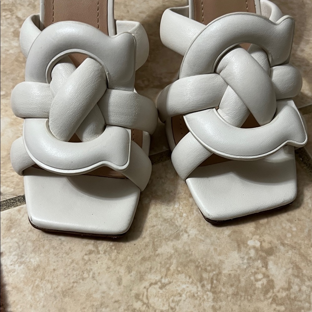 Coach Women's Cream Knot Detail Mules sandals - Picture 8 of 14